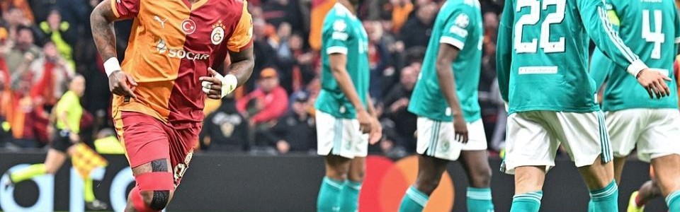 失先机！利物浦欧冠0-1土超豪门 双方各有1球被吹 埃基蒂克失单刀