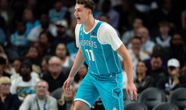 开云官网首页-卡尔克布伦纳：拉梅洛·鲍尔不该受到如此多批评 和他打球很有趣